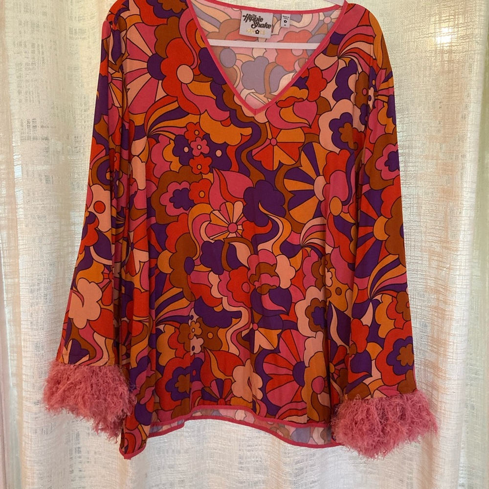 The Hippie Shake Bell Sleeve Retro Top